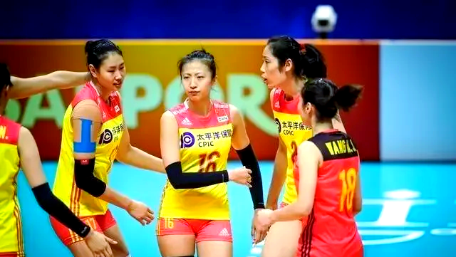 中国女排刷新世界纪录，海港教练激动落泪！